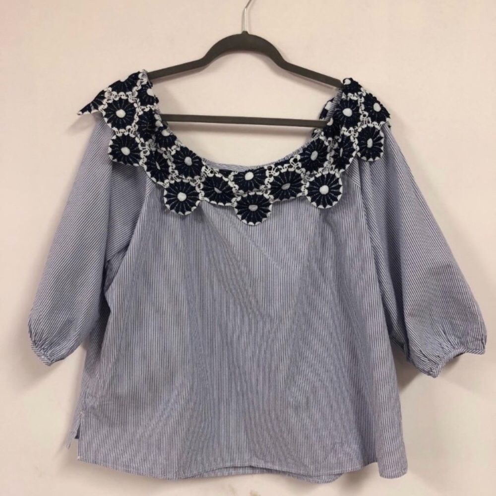 Off the shoulder striped floral shirt